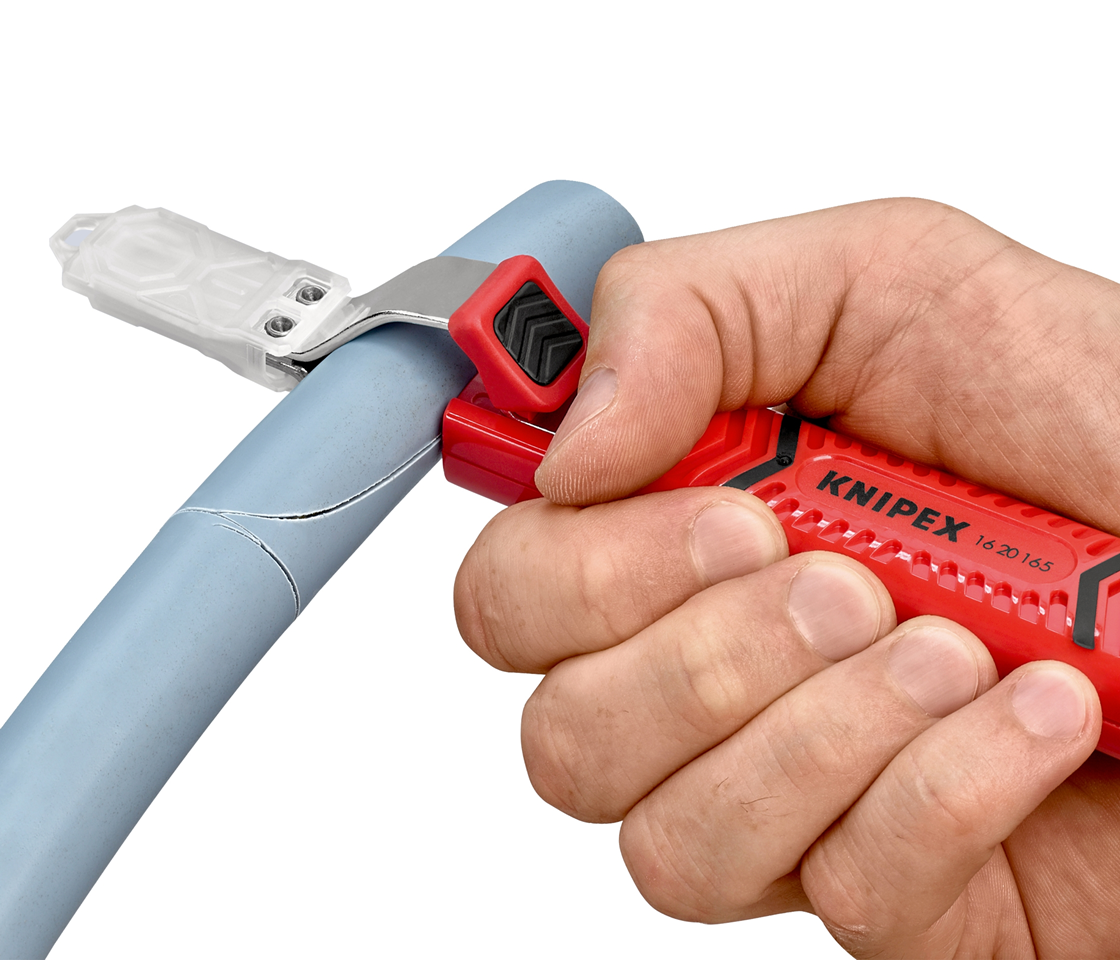 Cable stripping tool