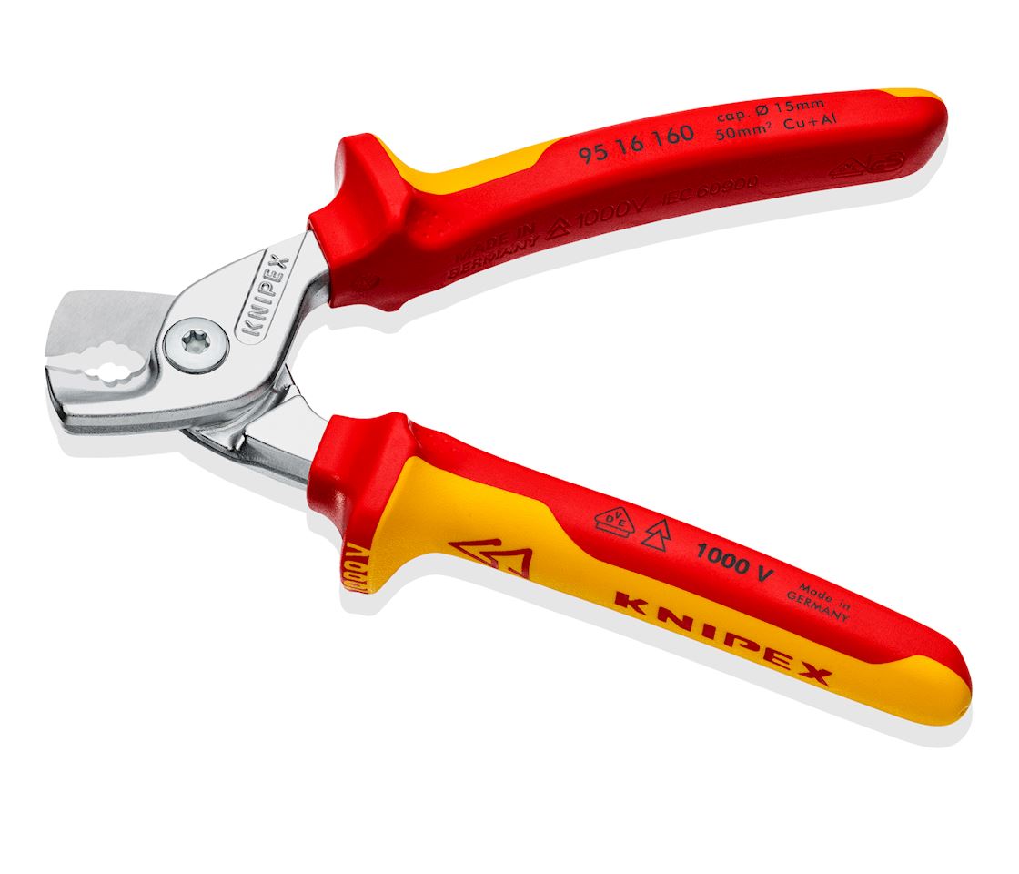 Staggered cable shears